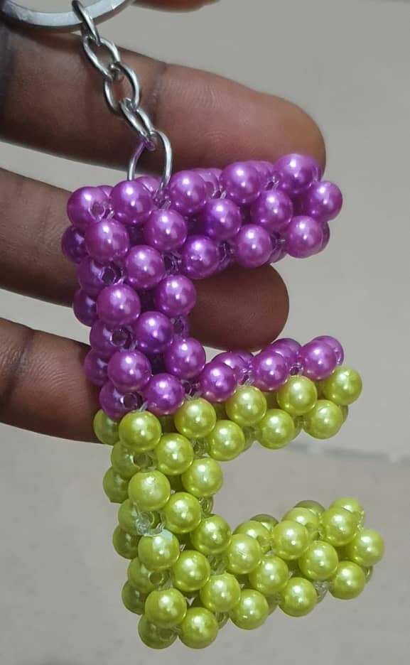 Porte-clé en lettre E