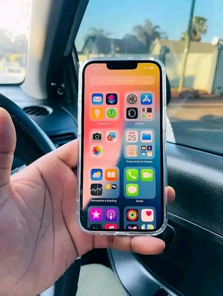 iPhone 13 avec Coque MagSafe