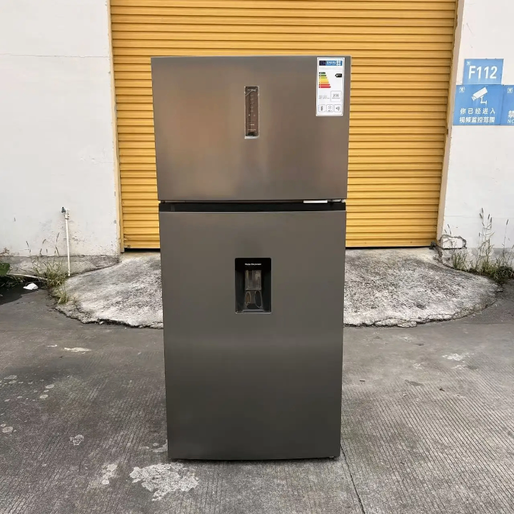 Double door refrigerator