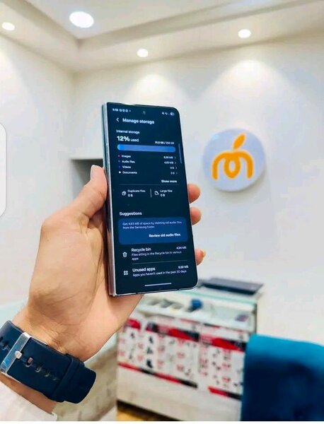 Samsung Galaxy Z Fold 5