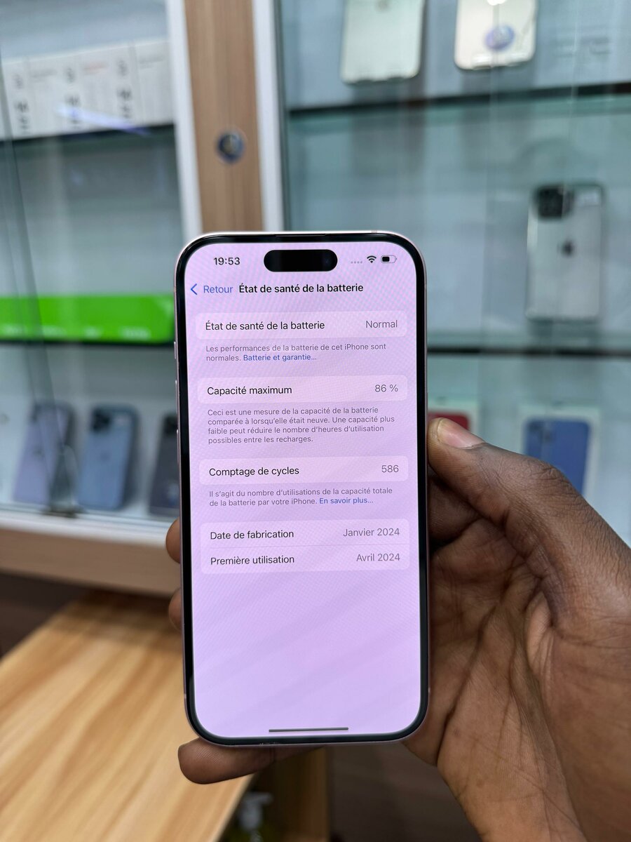 iPhone 15simple 128Go tout pas