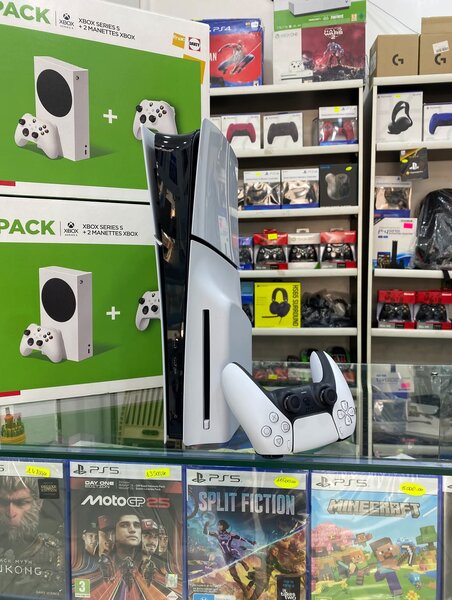 PS5 Digital slim et standard