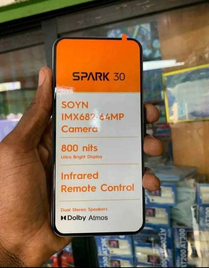 SPARK 30 Smartphone 64MP