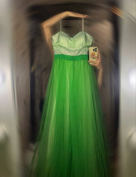 Пышное вечернее платье!