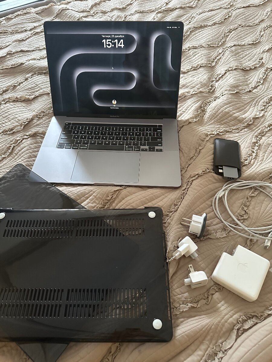 MacBook Pro i9 16 дюйм