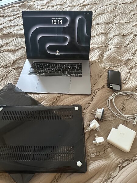 MacBook Pro i9 16 дюйм