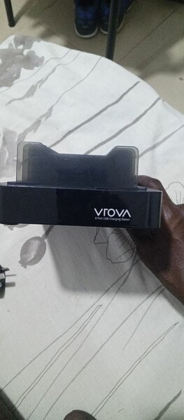Vrova 8 Port Smart Charging Station