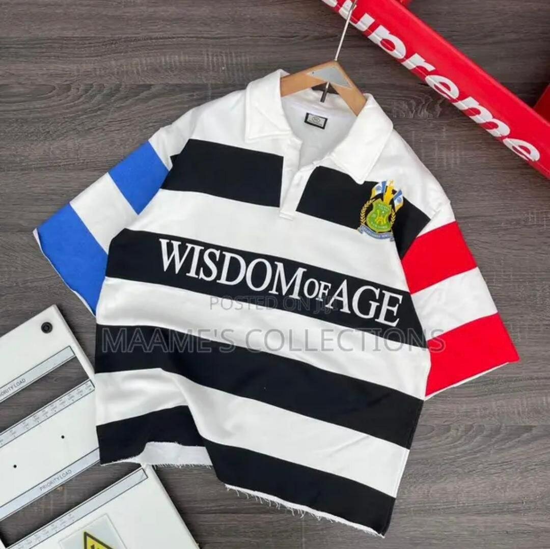 Polo coloré moderne