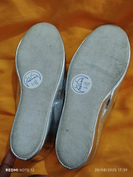 Chaussons argentés Rombah Wallace