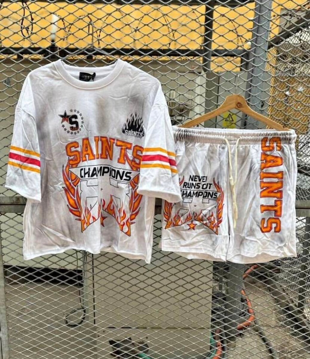 Ensemble T-shirt et Short Saints