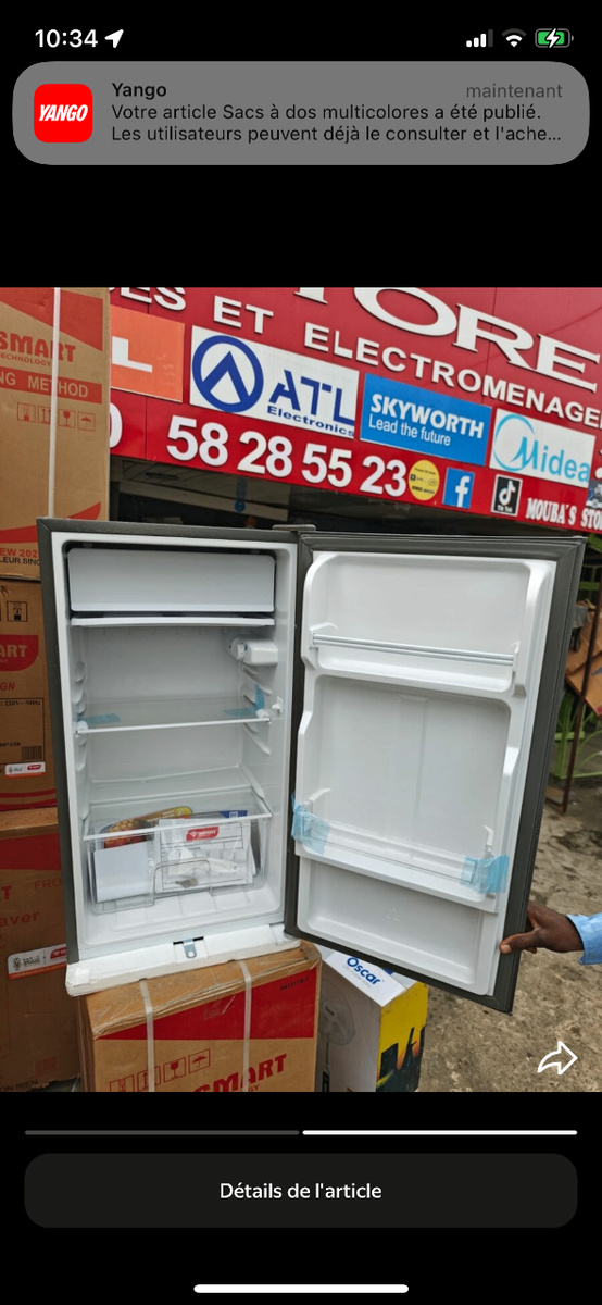 Réfrigérateur compact moderne