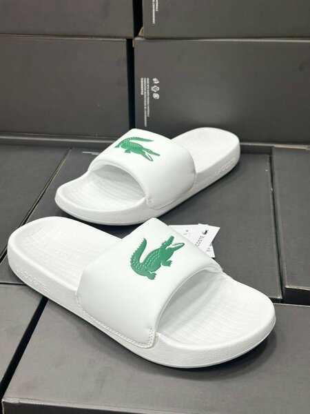 Sandales Lacoste