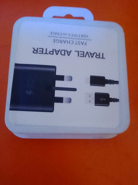 Original SAMSUNG CHARGER