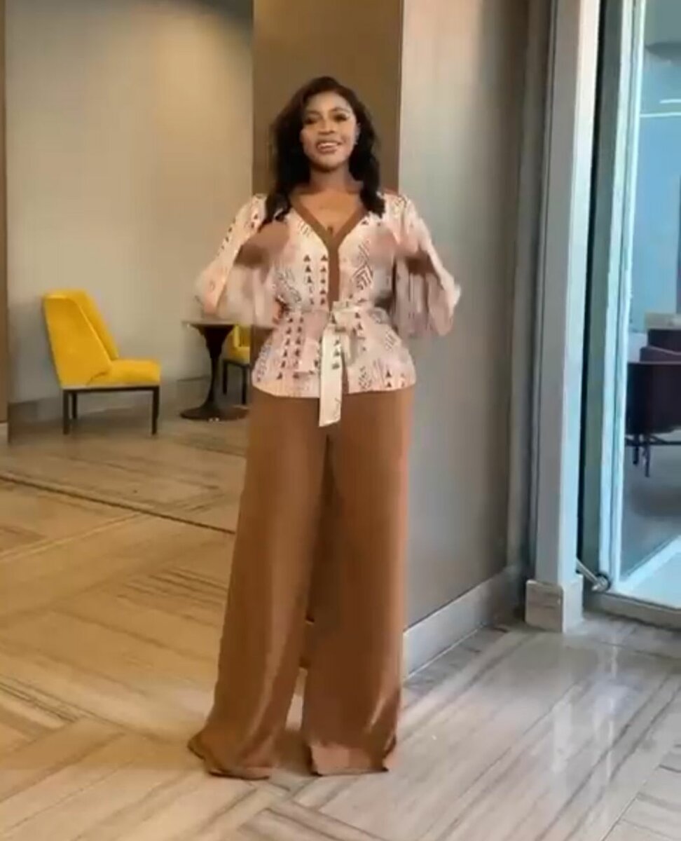 Combi-pantalon élégant femme