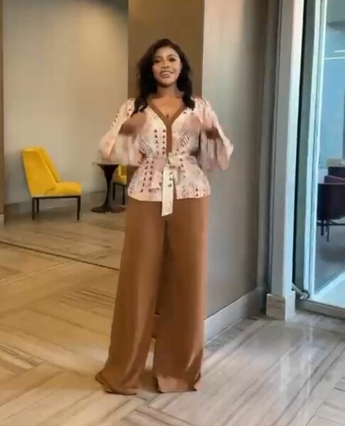 Combi-pantalon élégant femme