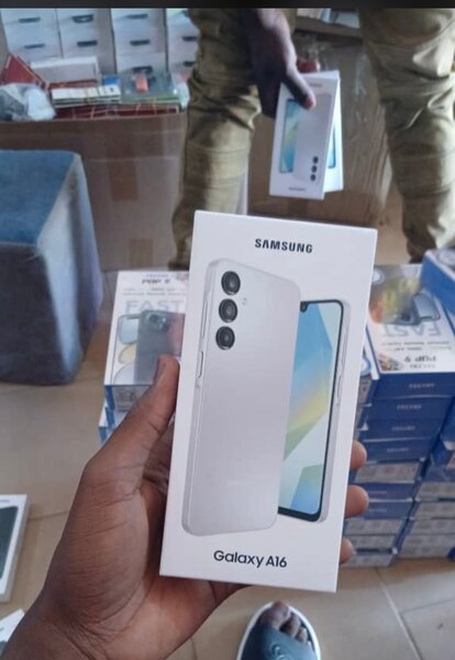 Samsung Galaxy A16 Smartphone