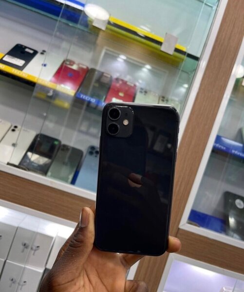iPhone 11 noir 256Go neuf