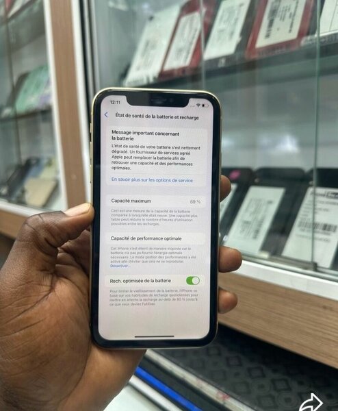 iPhone XR Jaune, 64GB, Débloqué