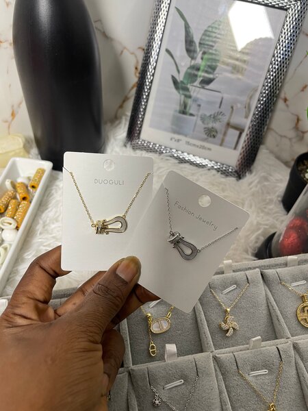 Collier élégant pour femmes