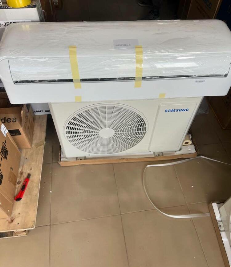 SAMSUNG AIR CONDITIONER