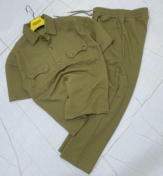 Casual Men's Top/Down (30-40)