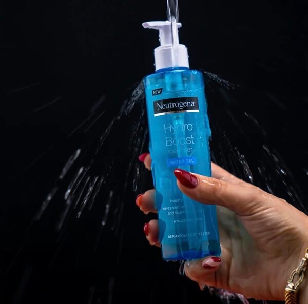Neutrogena hydro boost cleanser