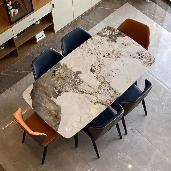 Table à manger en marbre