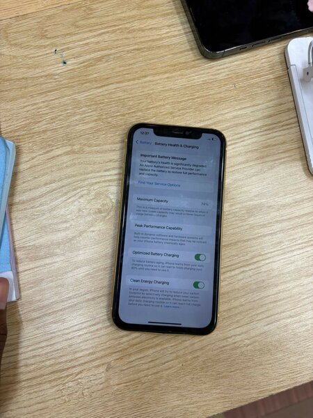 iPhone 11