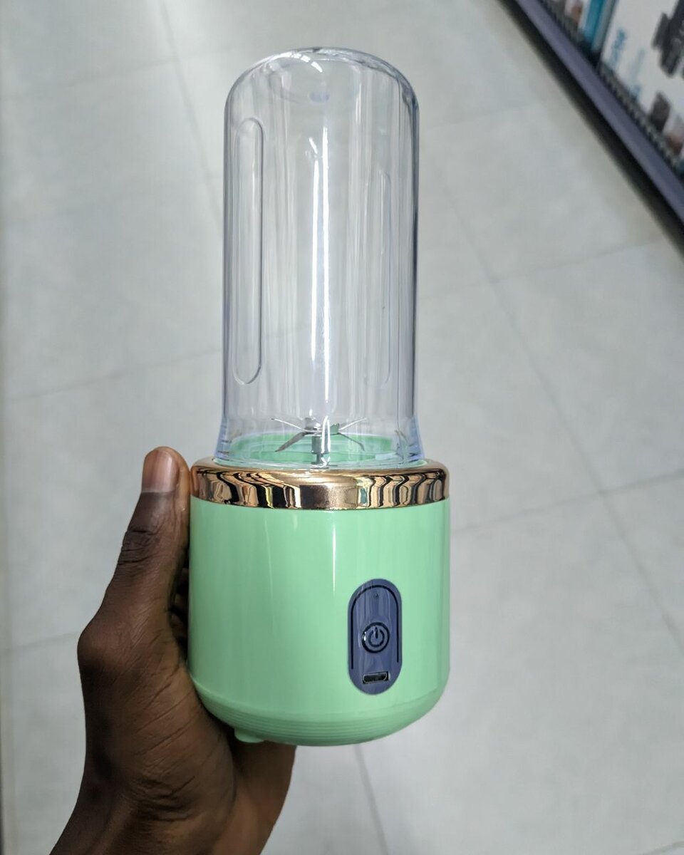 Mini Mixer Rechargeable