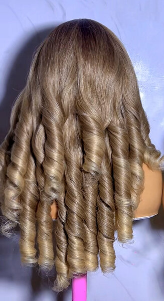 Perruque Frontal HD Blonde