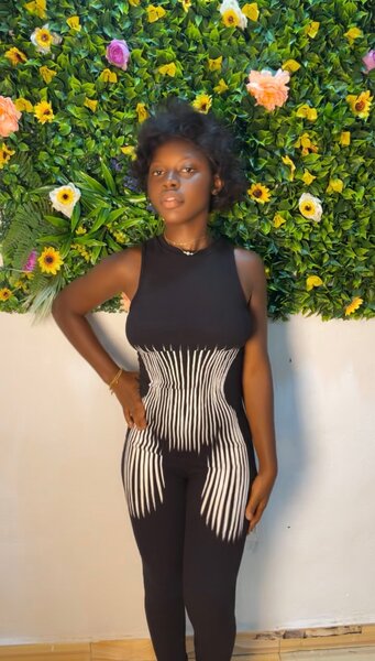 Combinaison sans manches élégante