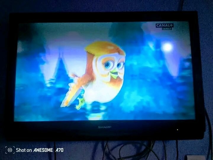 Téléviseur LED 40 pouces HD