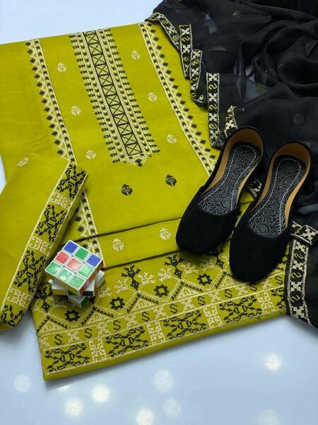 Ladies suit