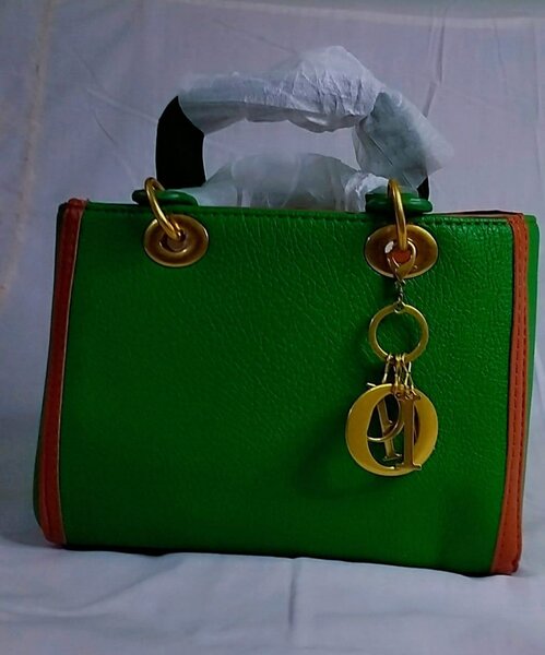 Sac à main en cuir élégante