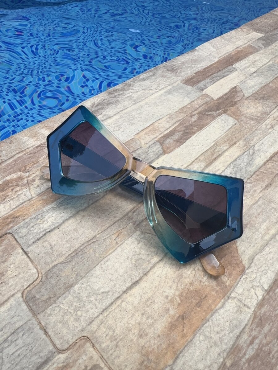 Stylish Geometric Sunglasses