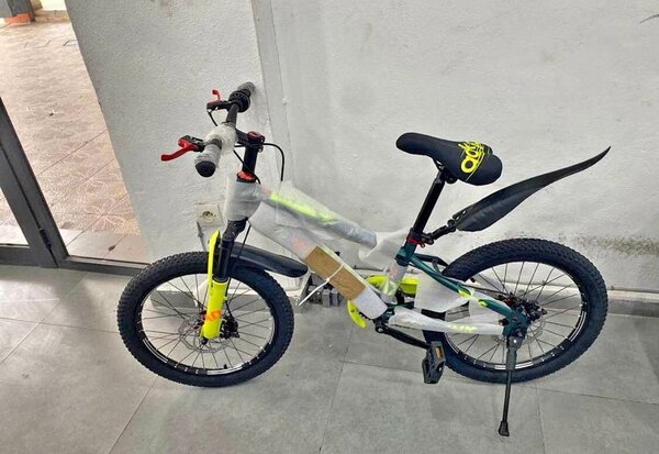 Vélo pliant robuste rétroéclairé