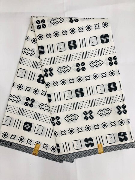 Polyester fabric with print