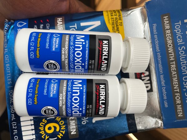 Kirkland minoxidil