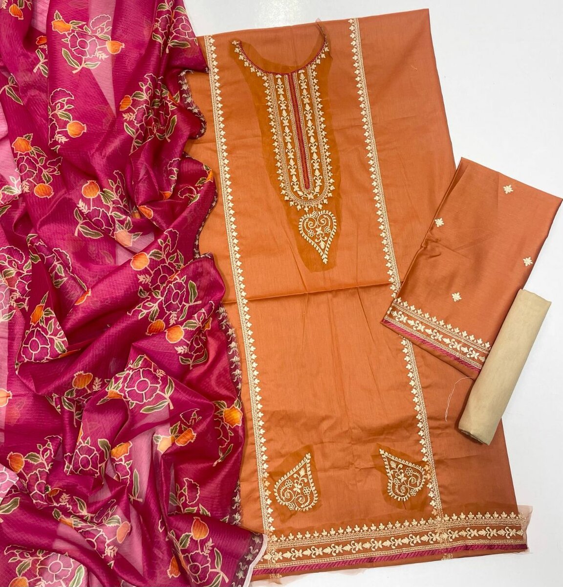 Embroidered dress 3piec