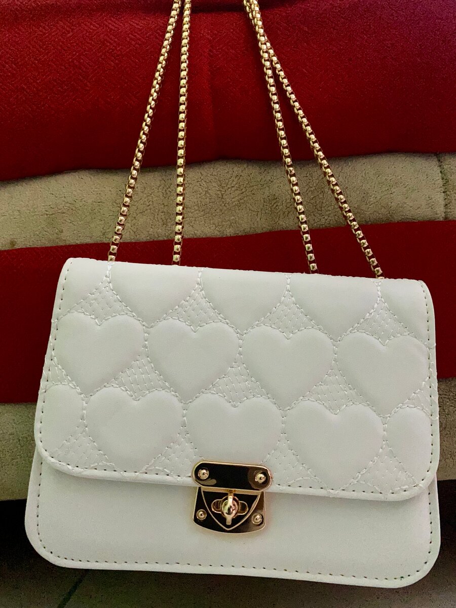 Sac à main élégant chaîne