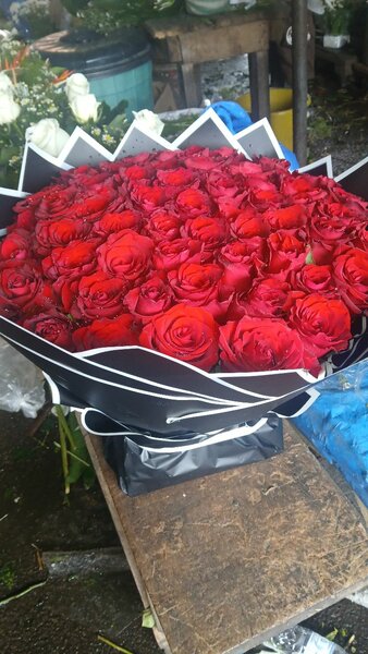 Bouquet de Roses Rouges Luxueux
