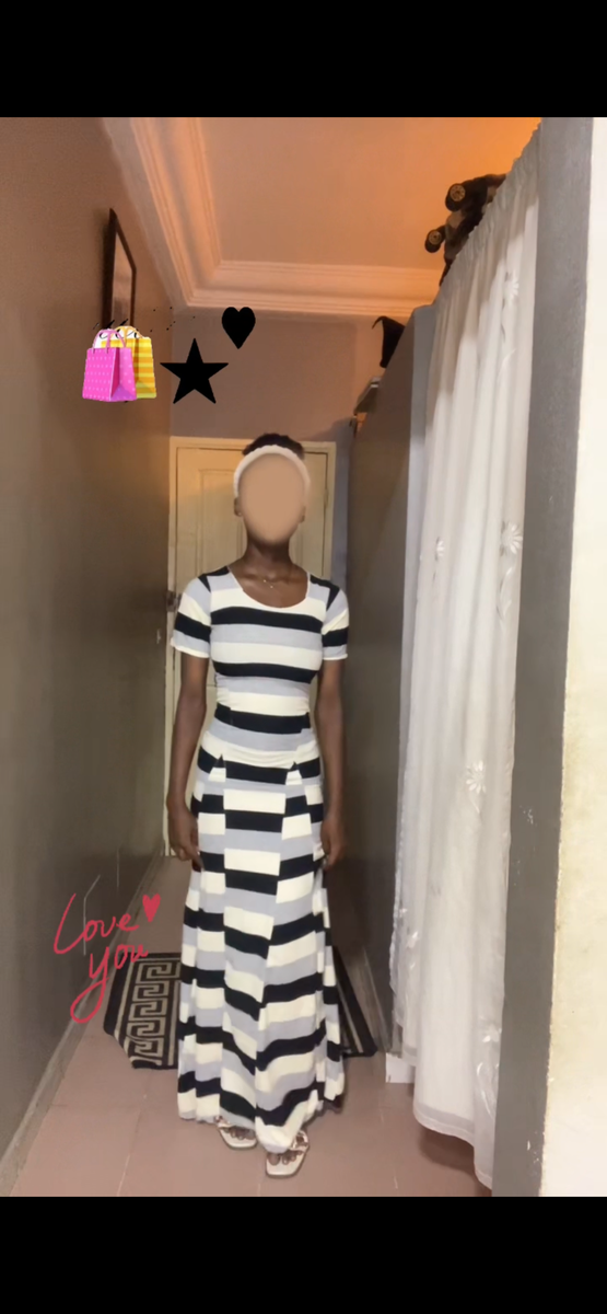 Robe longue rayée élégante