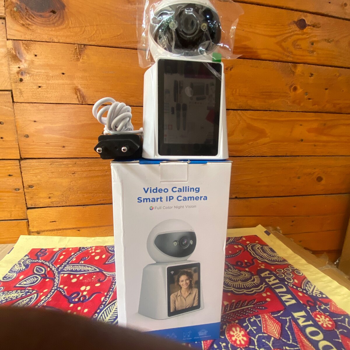 Smart Wi-Fi video calling indoor security camera