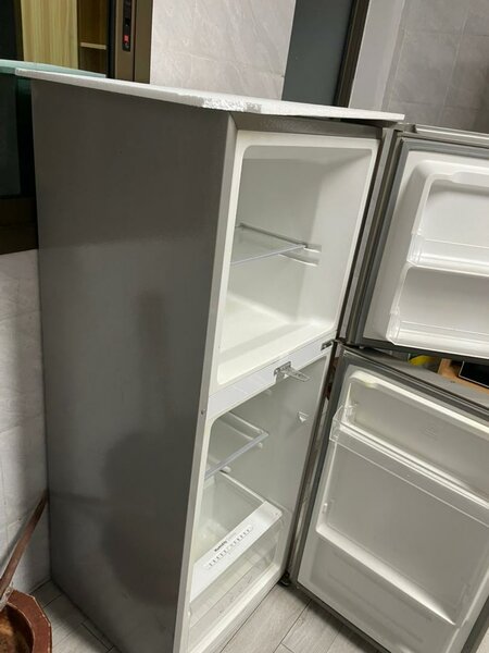 Réfrigérateur congélateur élégant