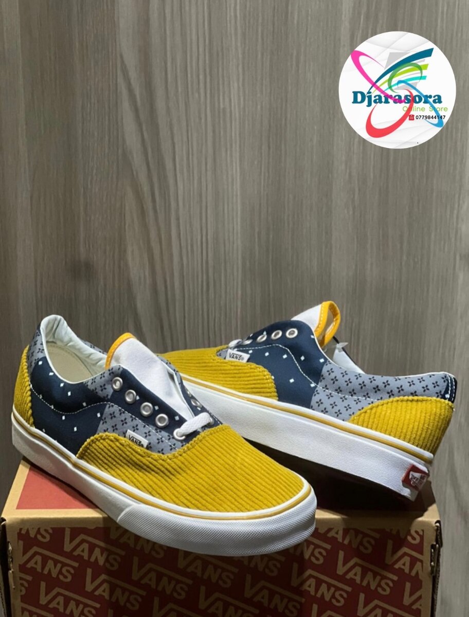 News Model Van's Authentic