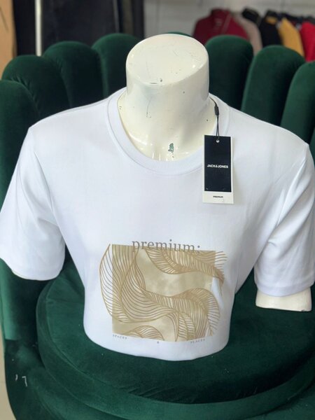 T-shirt homme imprimé moderne