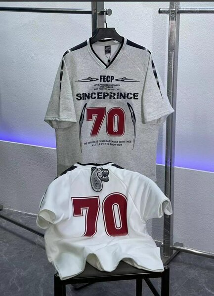 T-shirts graphiques SincePrince