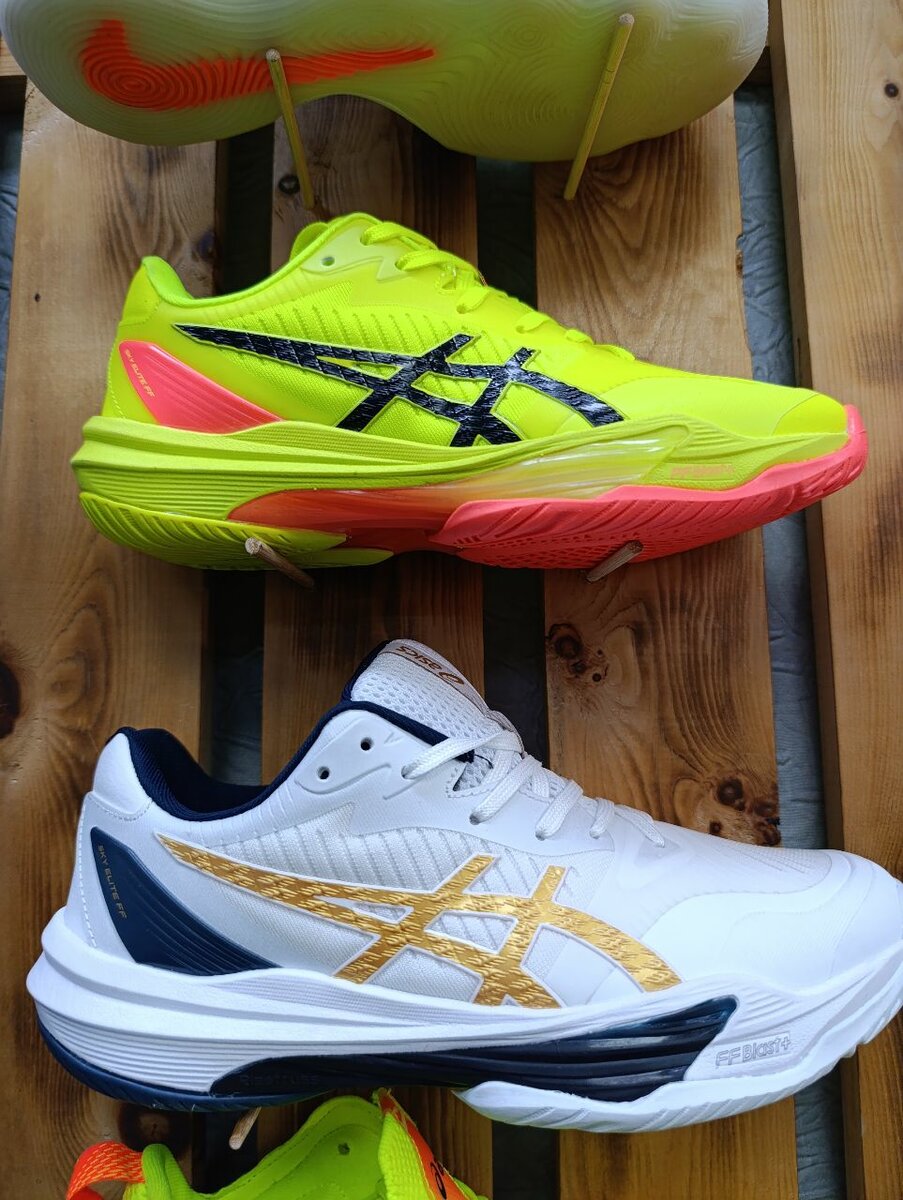 Asics париж