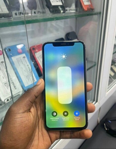 iPhone avec stockage 64 Go