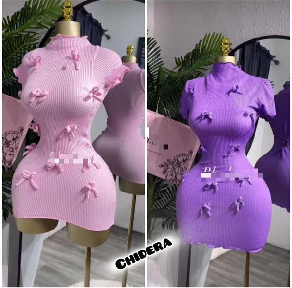 Robe moulante avec nœuds